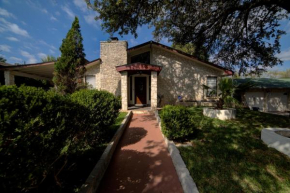 Medical Center Cozy Getaway